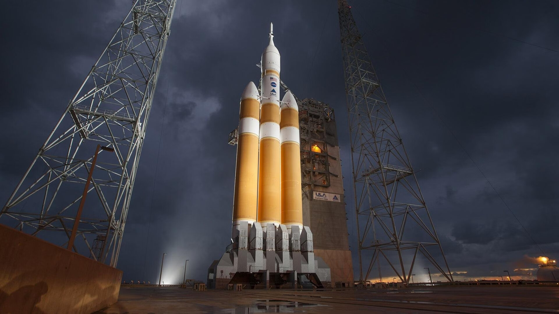 熊猫体育平台-从菜鸟到冠军：职业电竞选手的成长蜕变全纪录，职业电竞选手的心酸