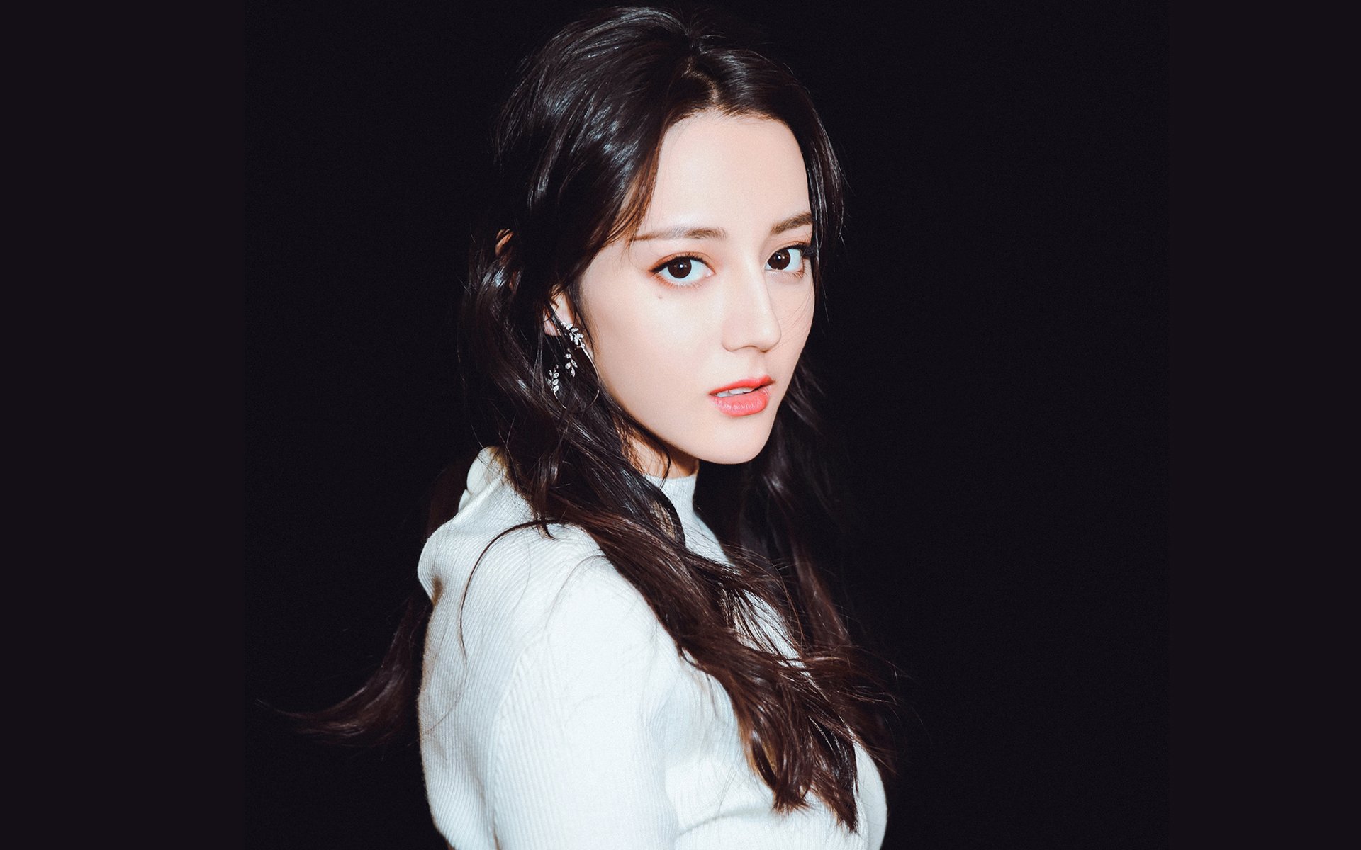 熊猫体育app官网-巴朗加国王连胜提升球队士气，巴朗加斯怪兽