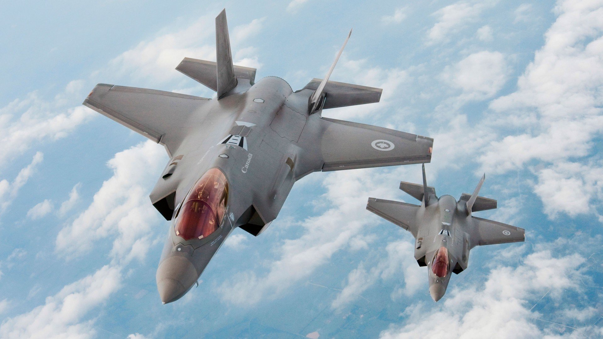 熊猫体育官网-猛龙大胜灰熊，伦纳德风采再现成就王者，伦纳德带领猛龙队一路高歌猛进