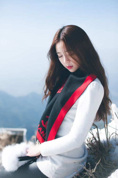 球队大将轮番出击,进攻手段多样出色,球队大名单