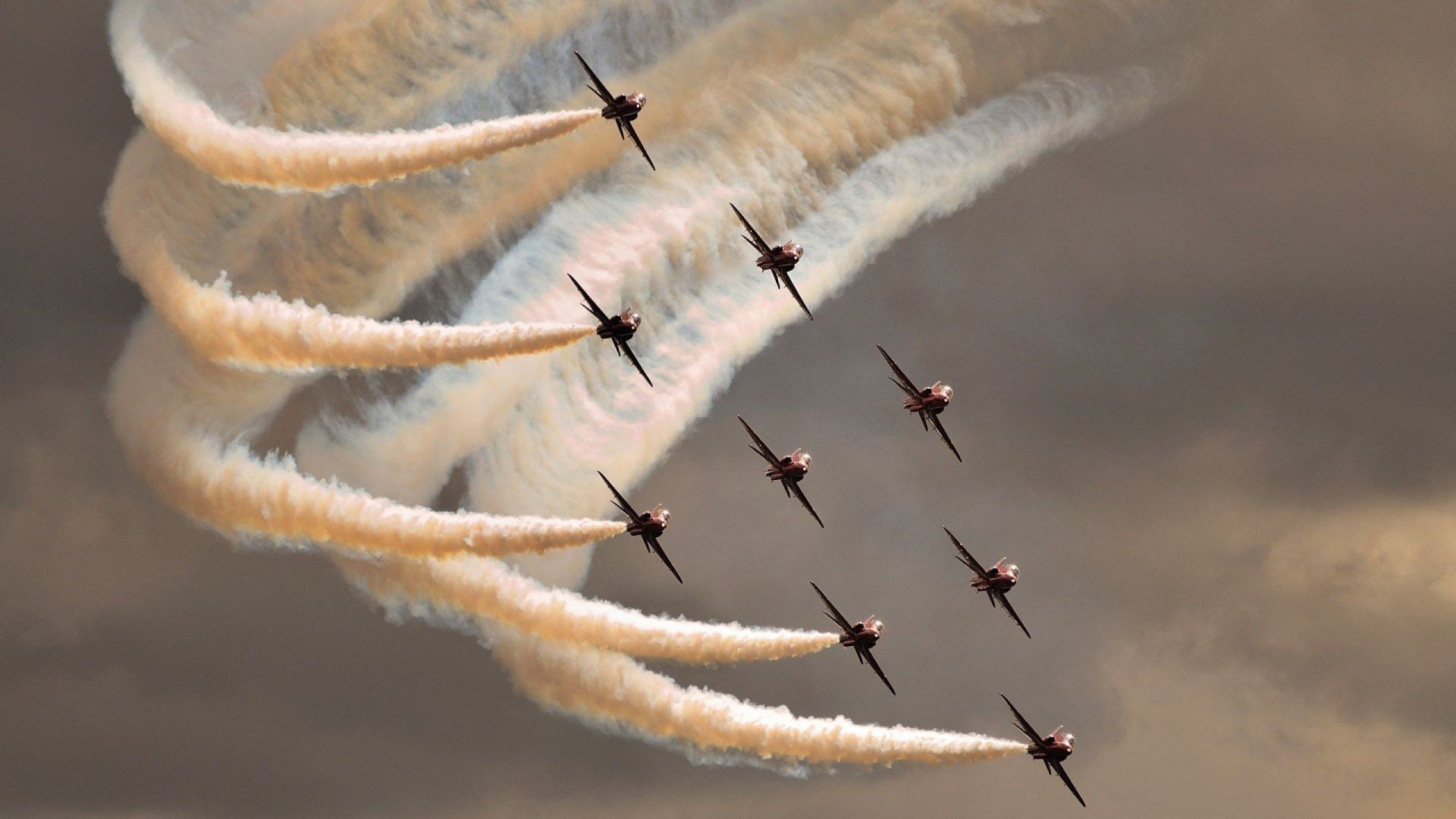 熊猫体育APP-罗马客场战胜对手，取得关键三分，罗马客场2比3