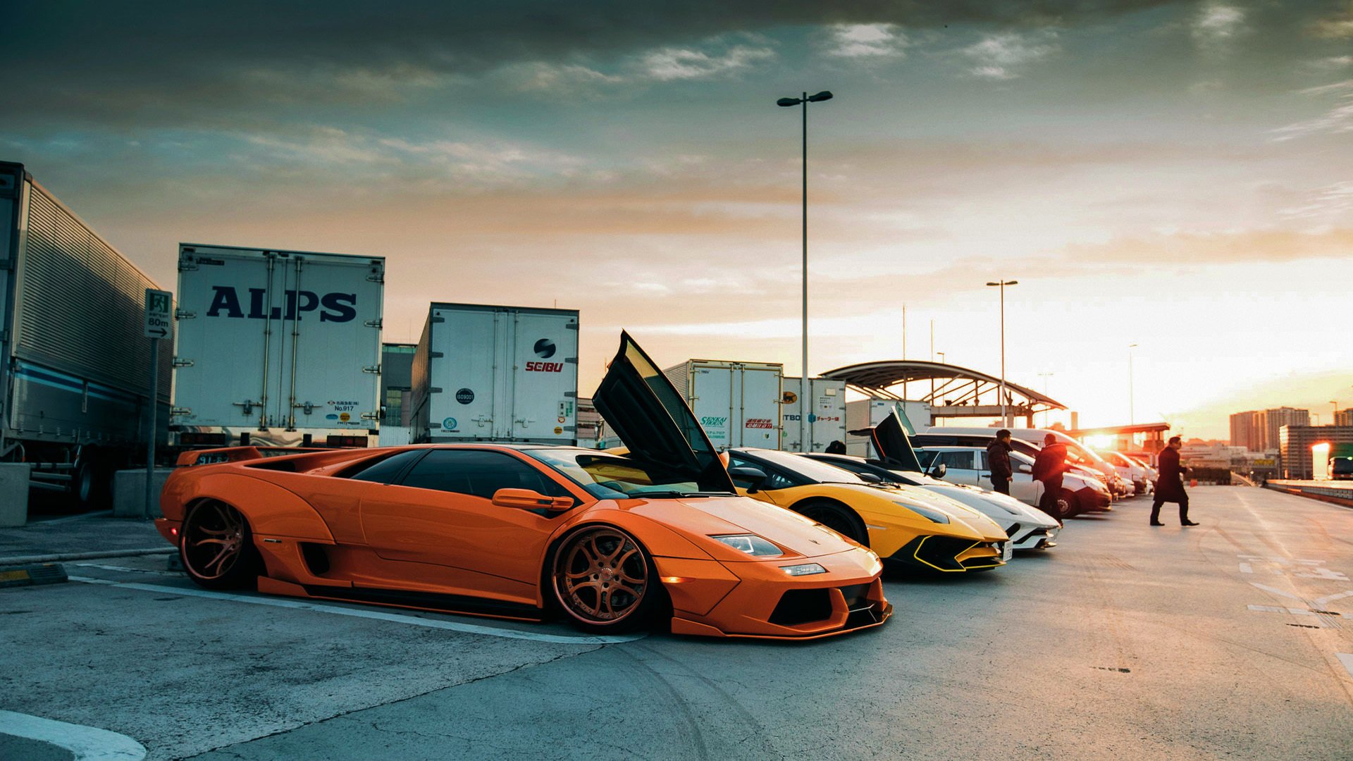 熊猫体育网页版-雷丁攻守转换迅速，皇家军团稳步攀升，雷丁带什么兵